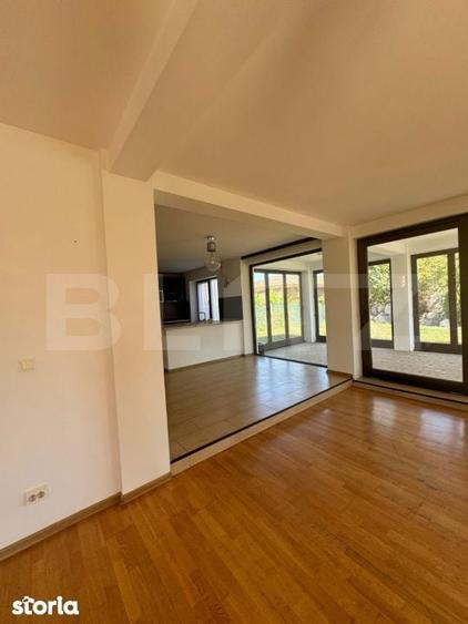 Casă cu 6 camere cu Teren 1654 Mp în Aninoasa