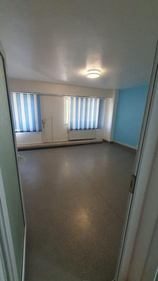 Apartament cu 2 camere decomandat în Sârbi
