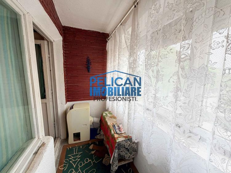 Apartament cu 2 camere decomandat în Spitalului