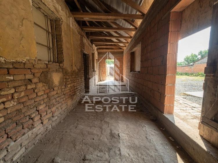 Casă individuală cu 3 camere cu Canalizare în Teremia Mare
