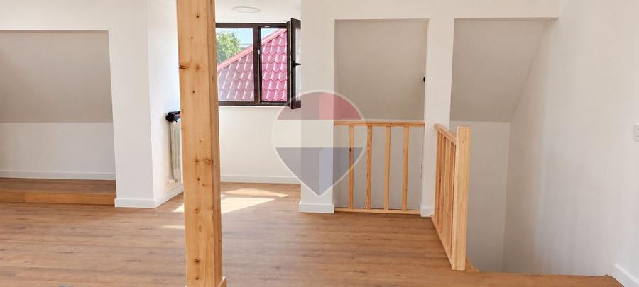 Casă individuală cu 5 camere cu Teren 250 Mp în Barbu Văcărescu