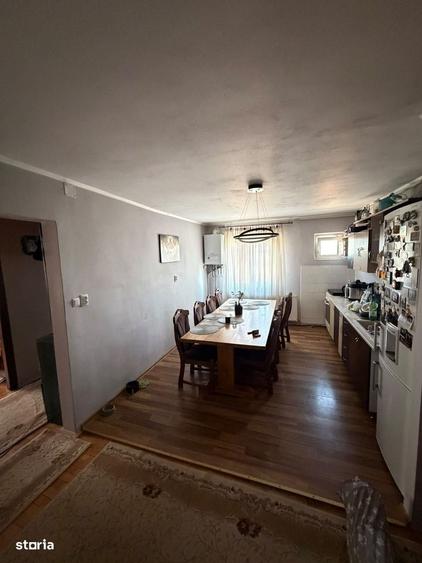 Apartament cu 4 camere în Central
