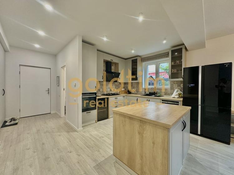 Duplex cu 5 camere cu Canalizare în Pipera