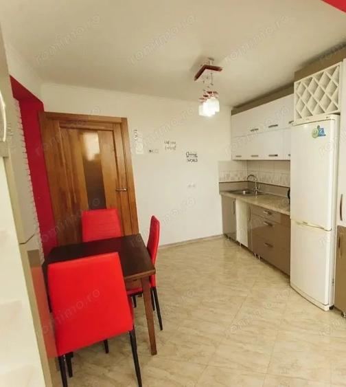 Garsonieră decomandată în Lipovei