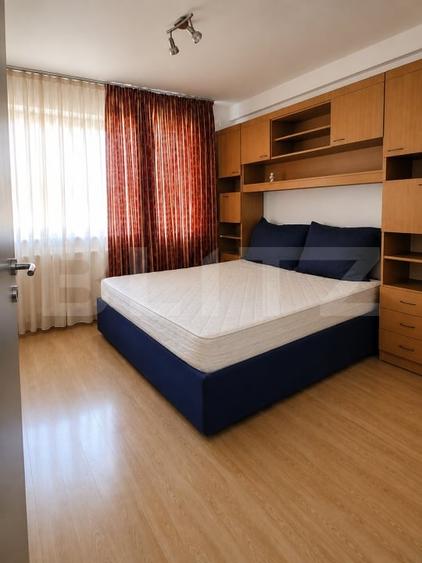 Apartament cu 2 camere decomandat, mobilat în Tractorul