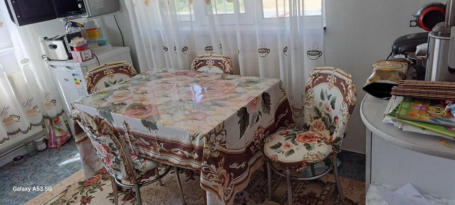 Casă cu 3 camere cu Teren 700 Mp în Bârsești