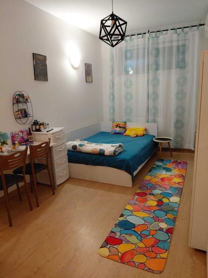 Vand garsoniera Bd Regiei 6C - 7
