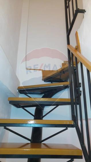 Casă cu Teren 396 Mp în Central