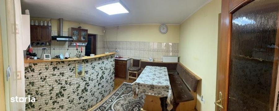 Casă cu 4 camere cu Teren 83 Mp în Central