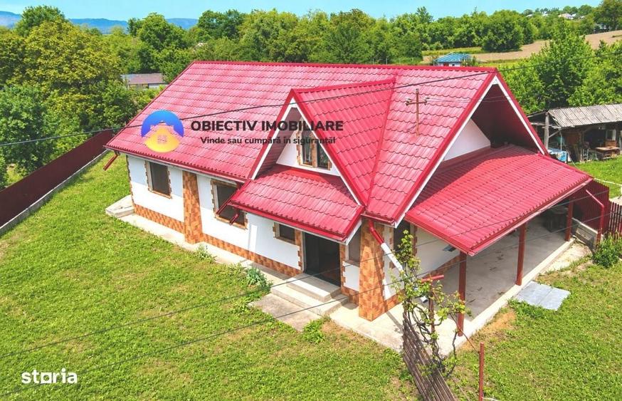 Casă cu 4 camere în Central