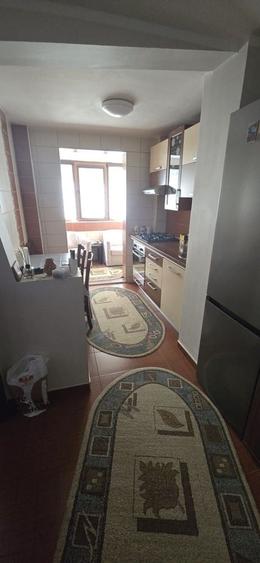 Apartament cu 3 camere decomandat în Pantelimon