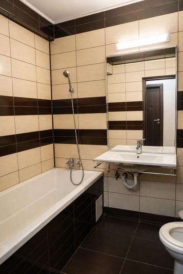 Apartament cu 3 camere decomandat în Inel I