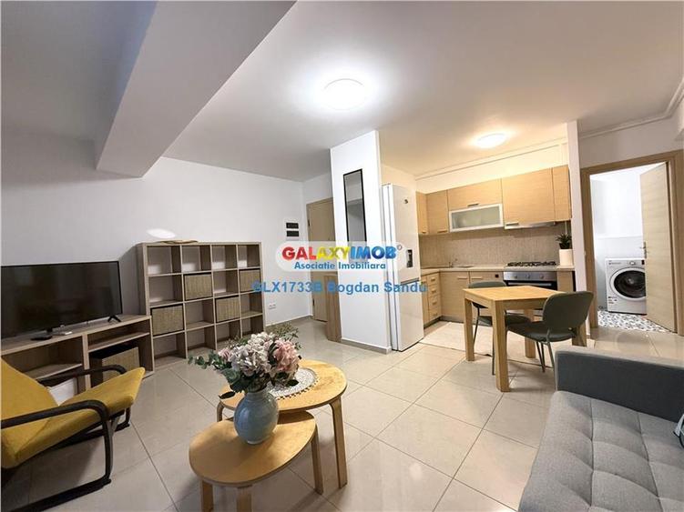 Apartament cu 3 camere semidecomandat, mobilat în Nerva Traian