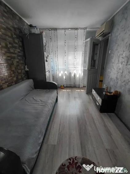 Apartament cu 2 camere semidecomandat în Micro 40