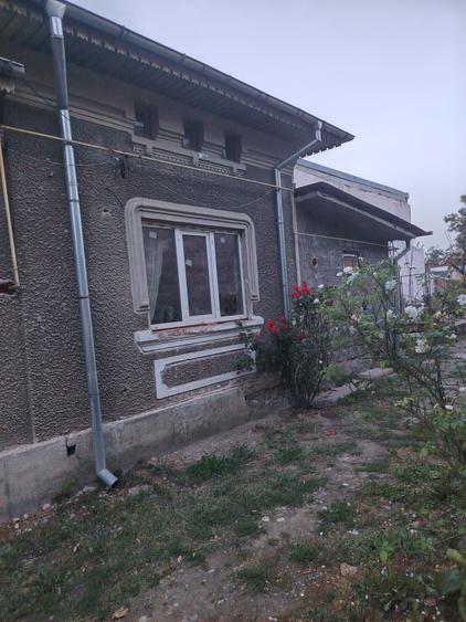 Casă cu 3 camere în Central