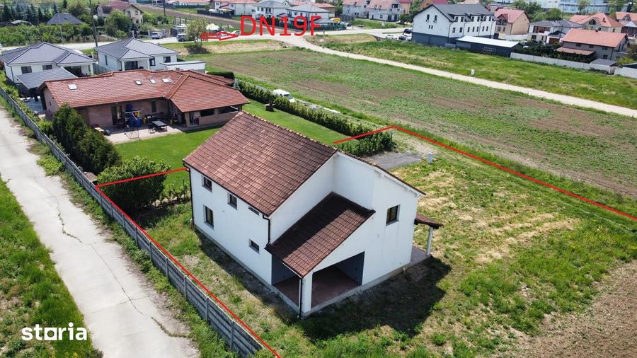 Casă cu 4 camere cu Teren 1000 Mp în Odoreu