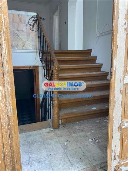 Casă cu 6 camere cu Teren 222 Mp în Unirii
