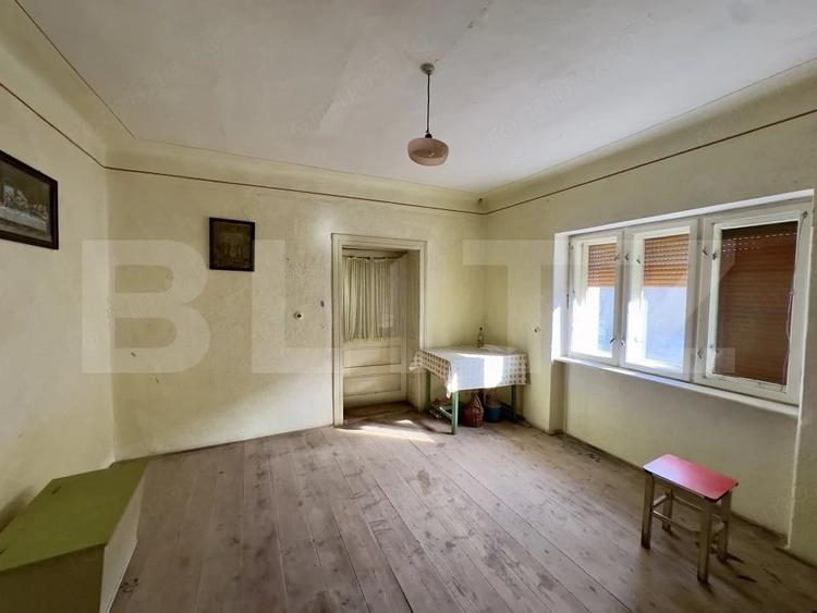 Casă cu Teren 1220 Mp în Central