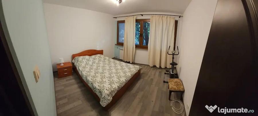 Apartament cu 2 camere decomandat în Progresul