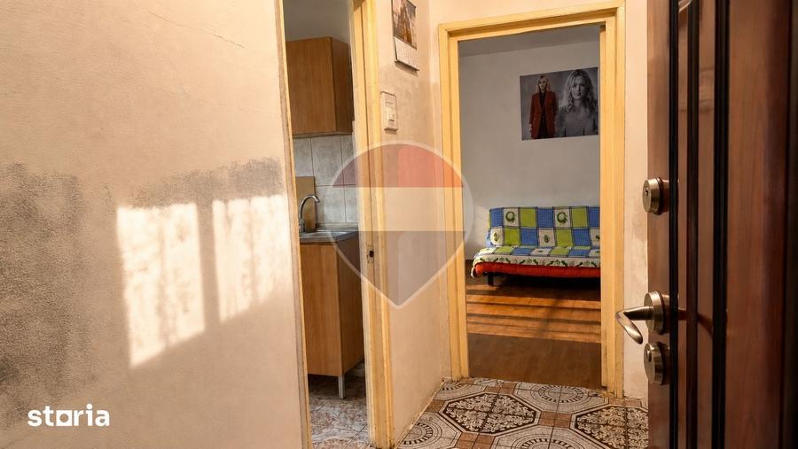 Apartament cu 3 camere decomandat în Mioriței