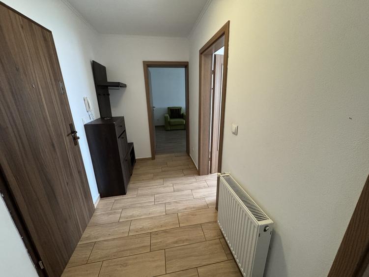 Apartament cu 2 camere decomandat, mobilat în Cetate