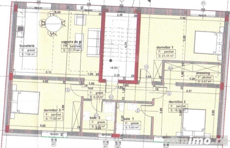 Apartament cu 4 camere decomandat în Central