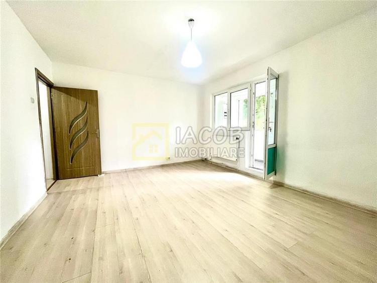 Apartament cu 2 camere decomandat, mobilat în Mioriței