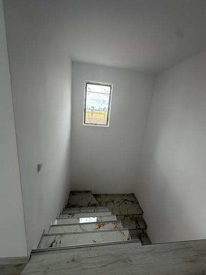 Casă cu 5 camere cu Canalizare în Bragadiru