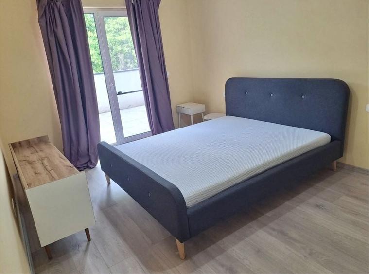Apartament cu 2 camere semidecomandat în Aradului