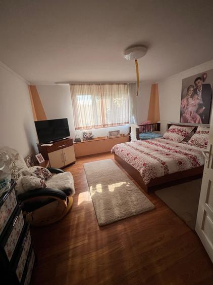 Casă cu 2 camere în Central