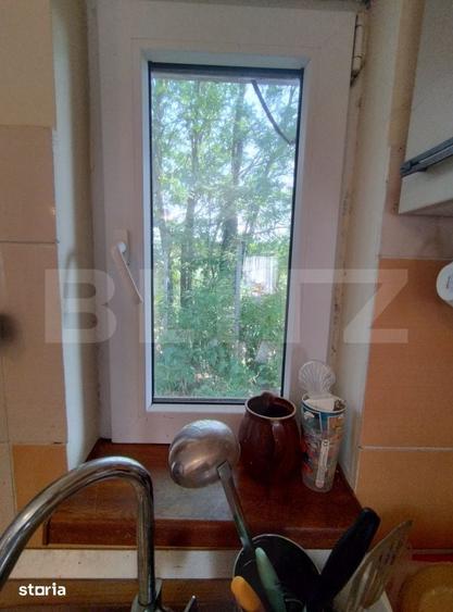 Casă cu 5 camere cu Teren 3400 Mp în Bucovăț
