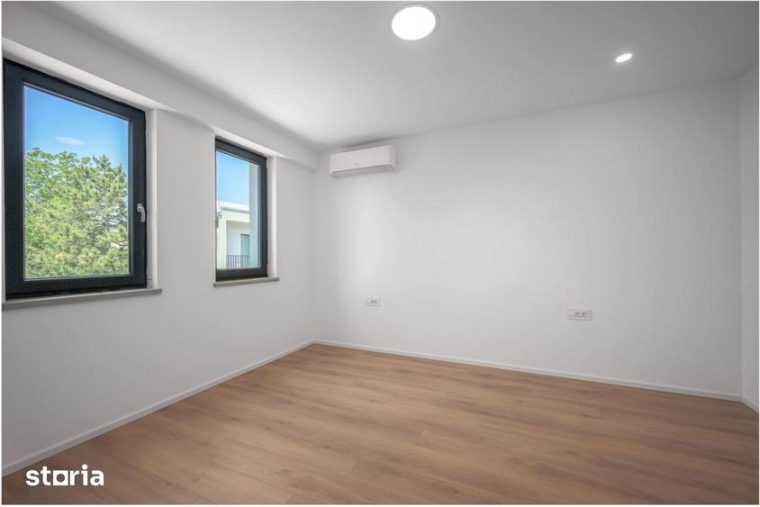 Casă cu 5 camere cu Teren 90 Mp în Central