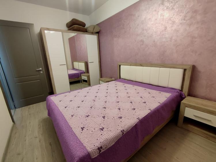 Apartament cu 2 camere semidecomandat, mobilat în Central