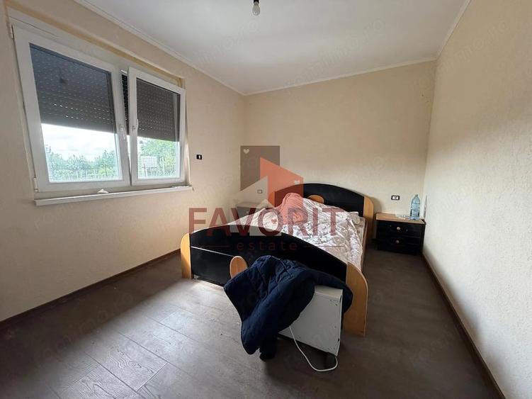 Casă cu 4 camere cu Teren 860 Mp în Covaci