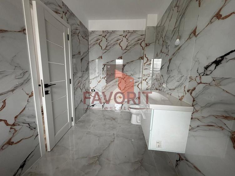 Duplex cu 3 camere cu Canalizare în Beregsău Mare