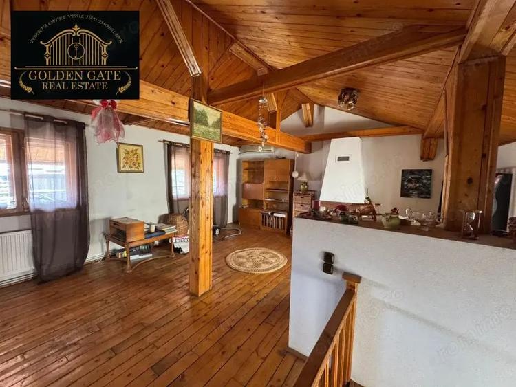 Casă cu 10 camere cu Centrală Termică în Moșilor