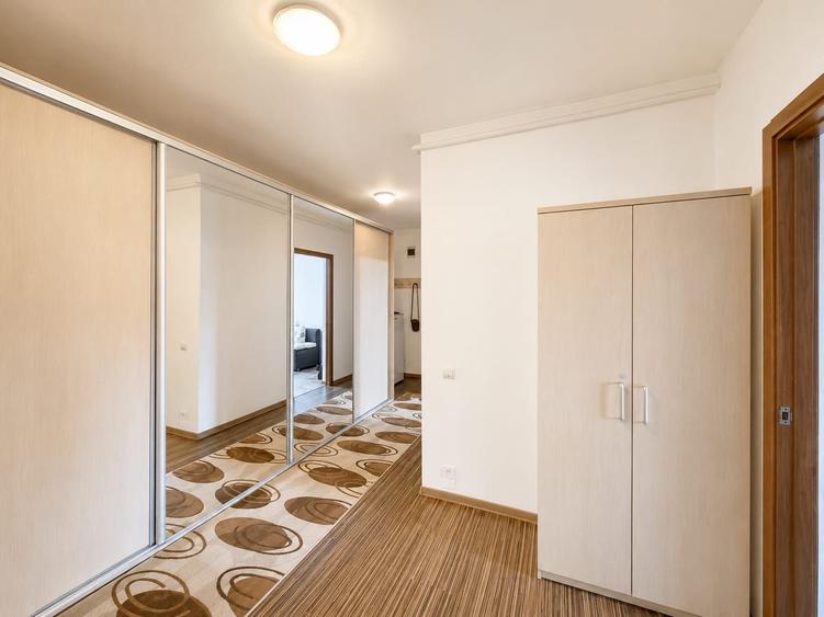 Apartament cu 2 camere decomandat în Florești