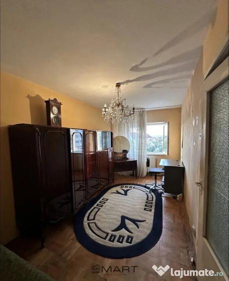 Apartament cu 3 camere decomandat în Vasile Aaron