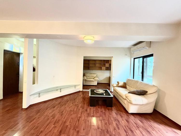Apartament cu 2 camere semidecomandat în Bucureștii Noi