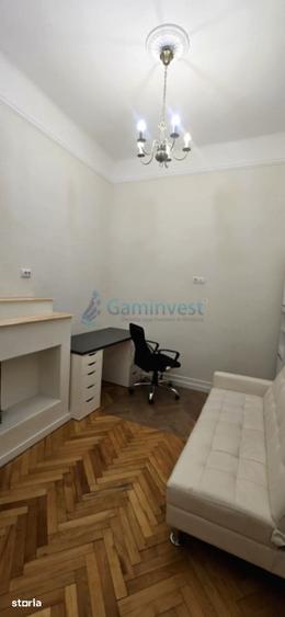 Apartament cu 4 camere decomandat în Ultracentral
