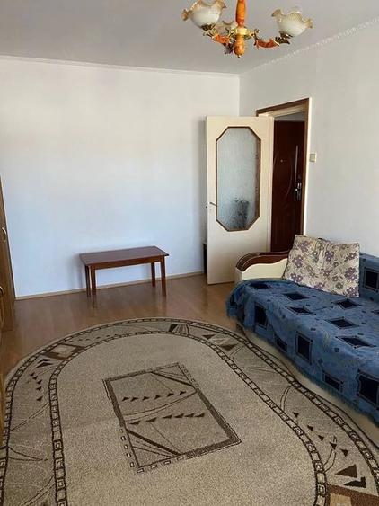Apartament cu 2 camere decomandat în Corina