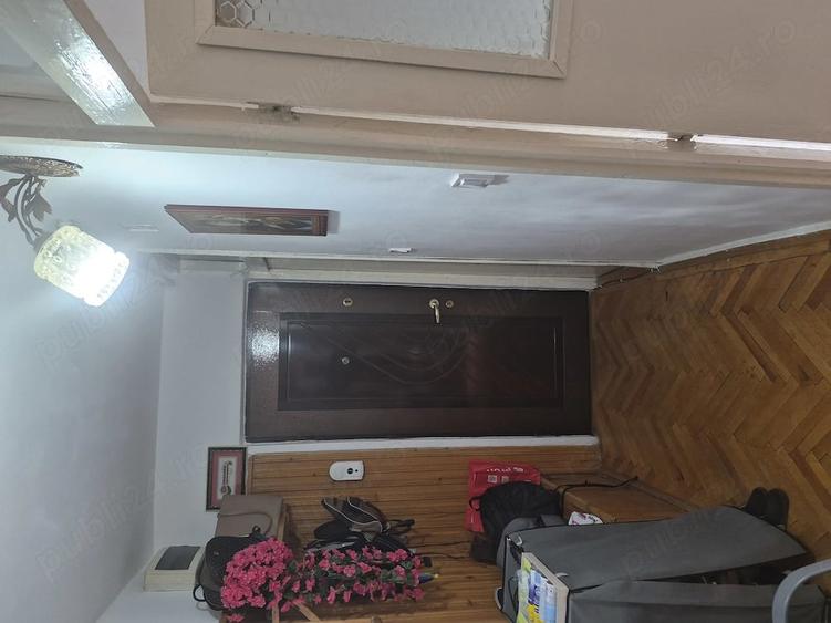 Apartament cu 2 camere decomandat în Steaua