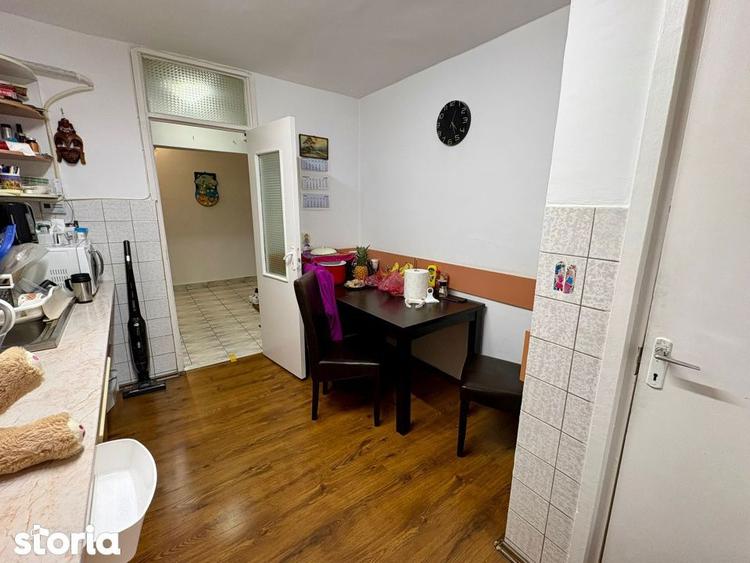 Apartament cu 4 camere decomandat, mobilat în Mărăști