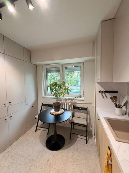 Apartament cu 2 camere decomandat, mobilat în 13 Septembrie