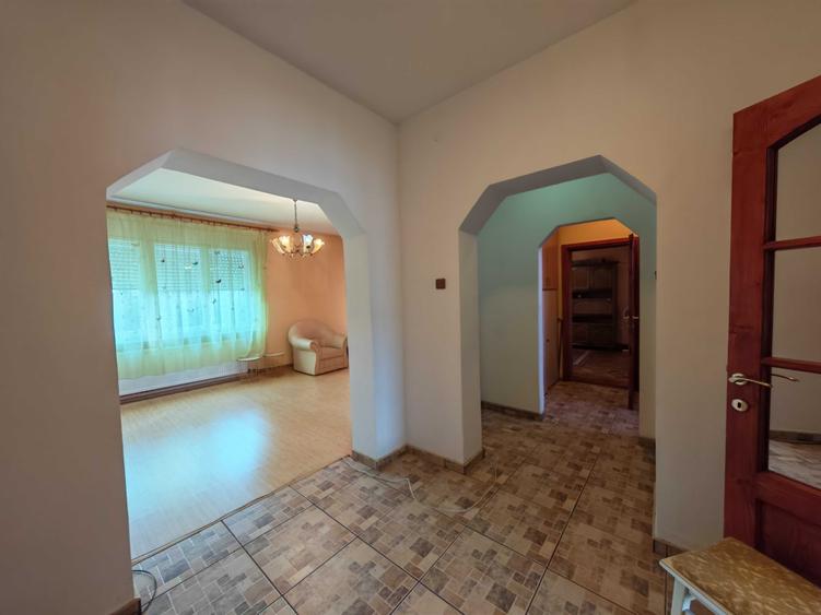 Zona Isho, 3 camere decomandat, luminos si spatios 80 mp - 1