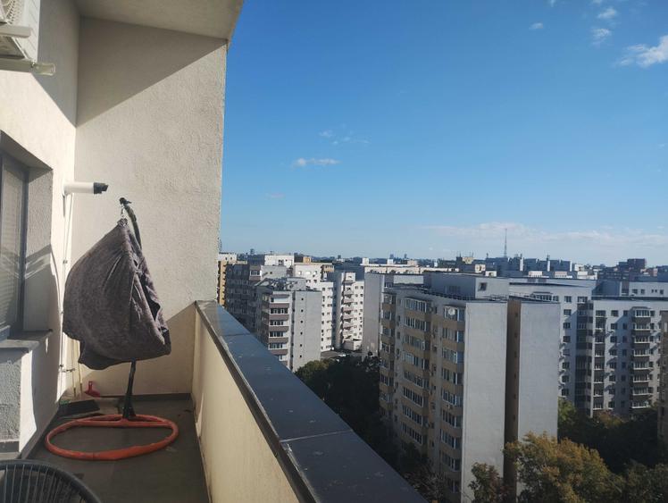 Garsonieră decomandată în Păcii