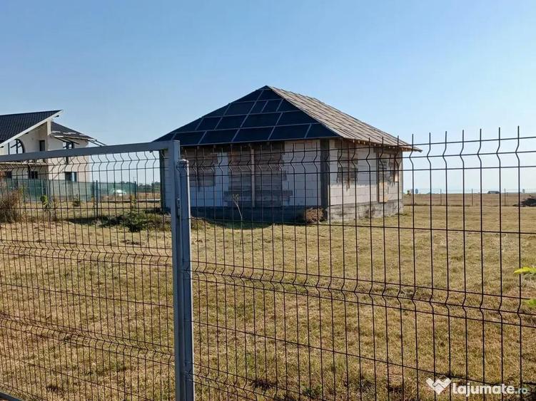 Apartament cu 3 camere nedecomandat în Berchișești