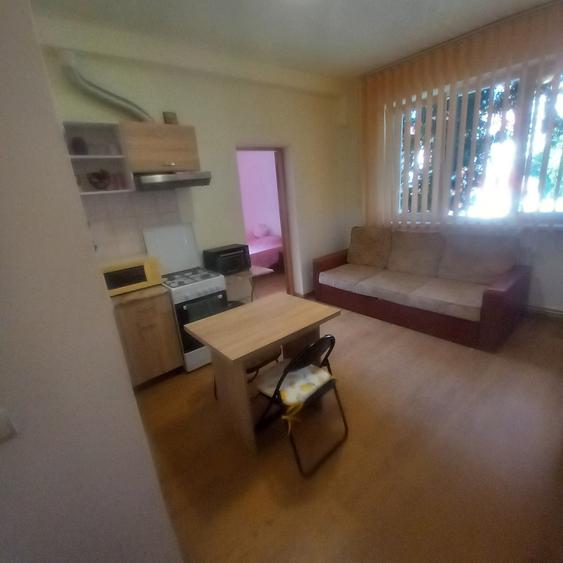 Garsonieră decomandată în Șimon