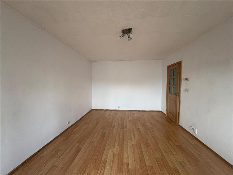 Apartament cu 2 camere decomandat în Centrul Civic