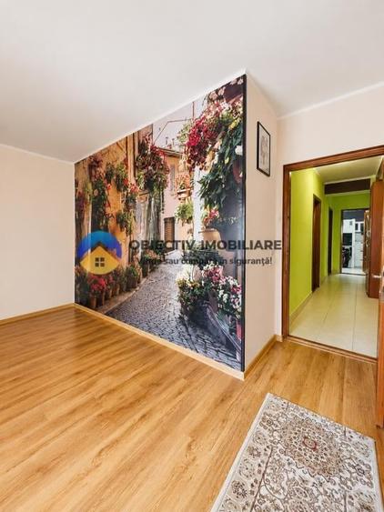 Apartament cu 4 camere decomandat în Dărmănești